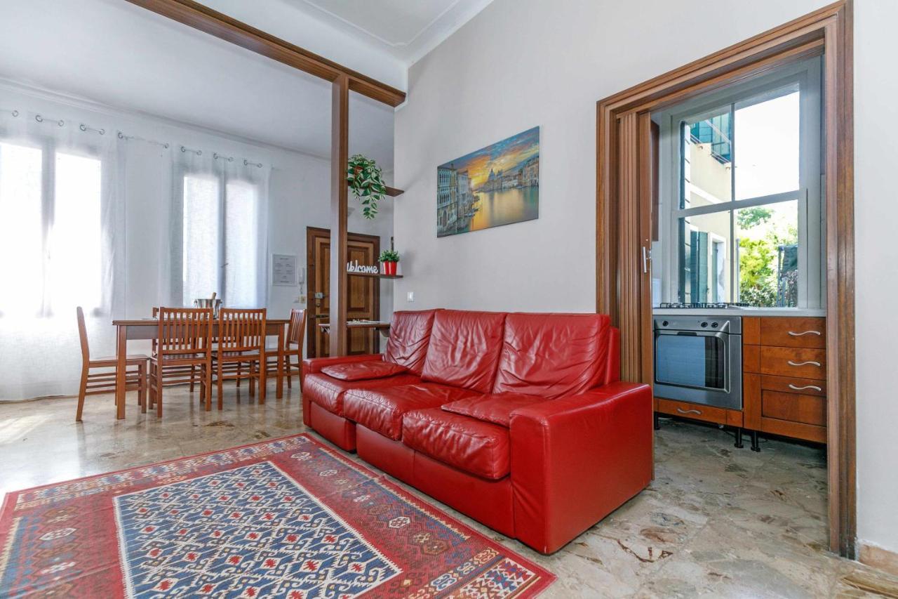 11 Venice Garden Private Garden Parking Free Apartment Маргера Екстериор снимка